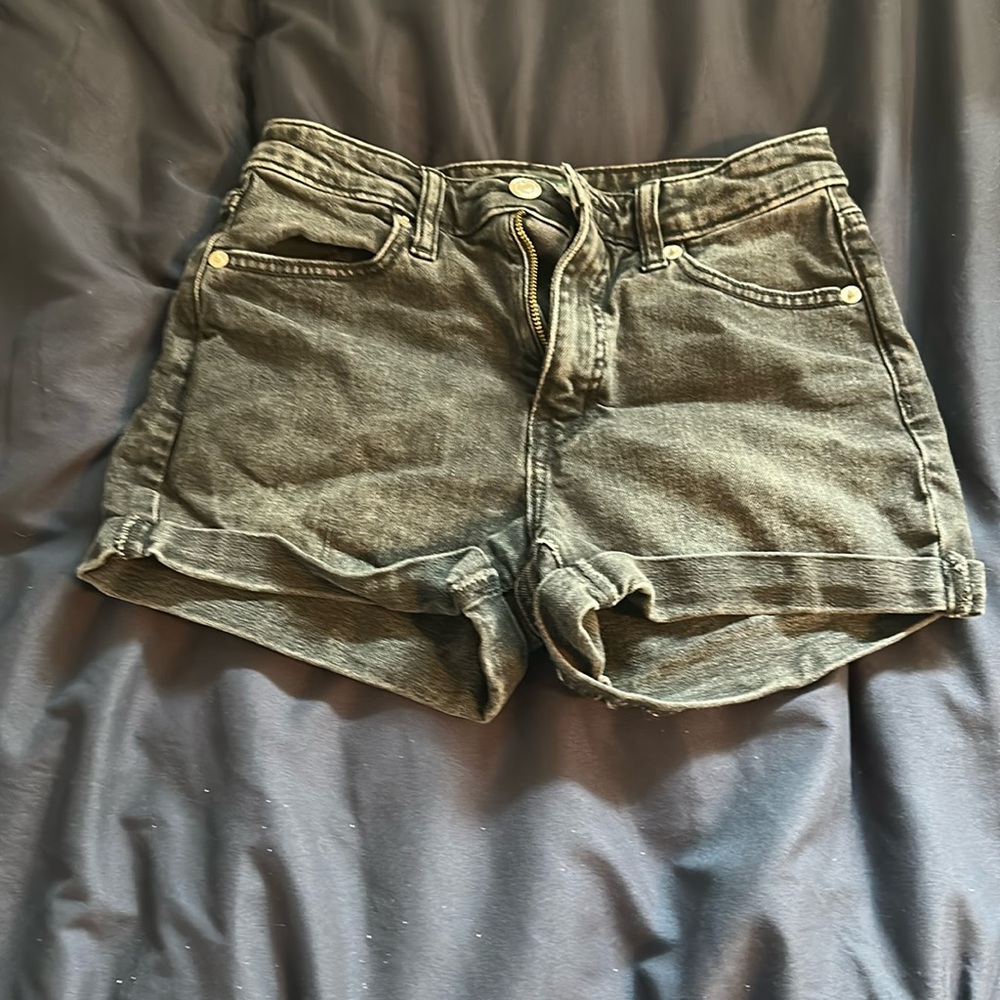 Target size 00 women black jean shorts.